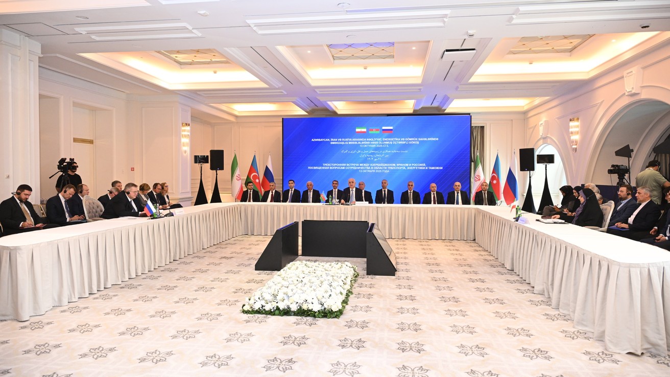 Развитие транспортного коридора «Север – Юг» создаст наилучшие условия для товарооборота России, Азербайджана и Ирана – Алексей Оверчук