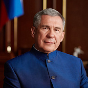 Рустам Минниханов